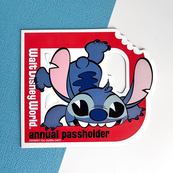 Disney Passholder Stitch Lilo Magnet - 2024 Annual Pass Exclusive Magnet - Picture 2 of 3